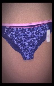 💛4/20💛Victoria's Secret bikini 👙 NWT MEDIUM